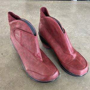Jambu Boots Sport Wedge Design